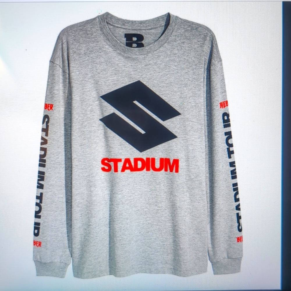 Justin Bieber 2017 Stadium Tour Gray Long Sleeve (Small)